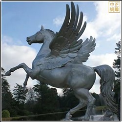 銅馬雕塑顏色為什么會變的不一樣